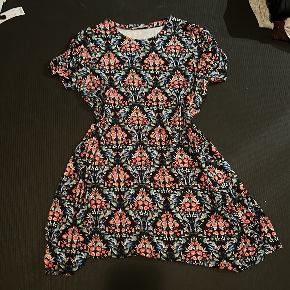 LOFT midi dress A silhouette